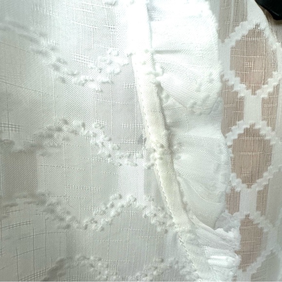 Banana Republic 3/4 sleeve V neck semi sheer white blouse w/ ruffle trim SZ LG - Picture 4 of 8